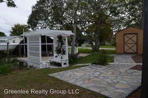 13224 Neptune Dr - Photo 2 of 16