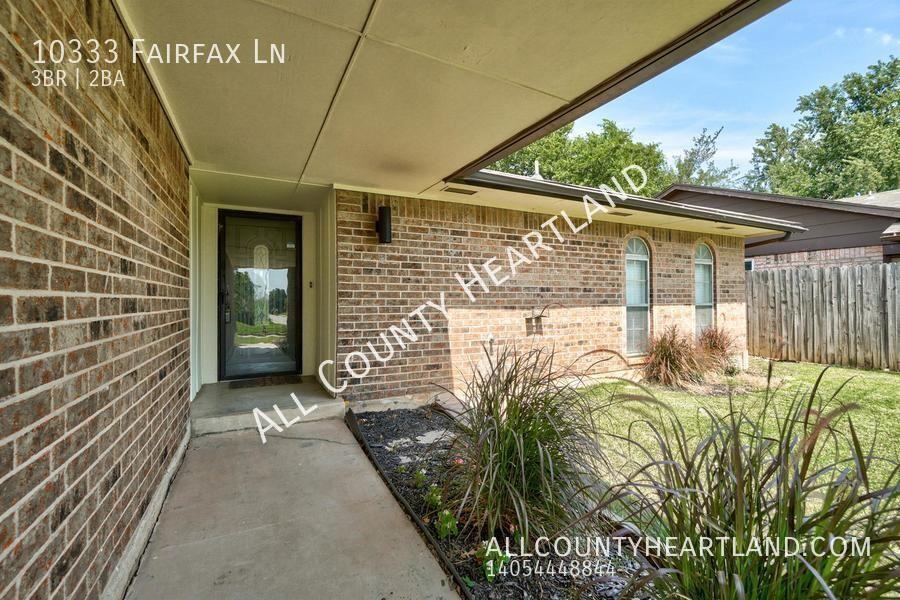 10333 Fairfax Ln - Photo 2 of 23