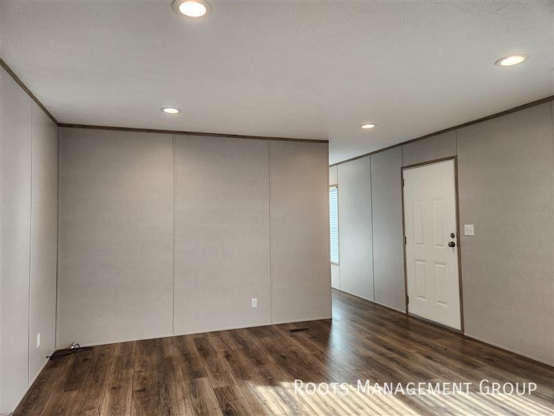 57 Eagle Dr #57 - Photo 3 of 10