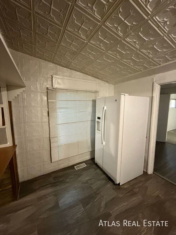 2924 W 4th Ave - Photo 3 of 9