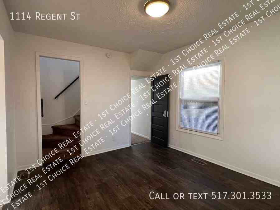 1114 Regent St - Photo 5 of 26