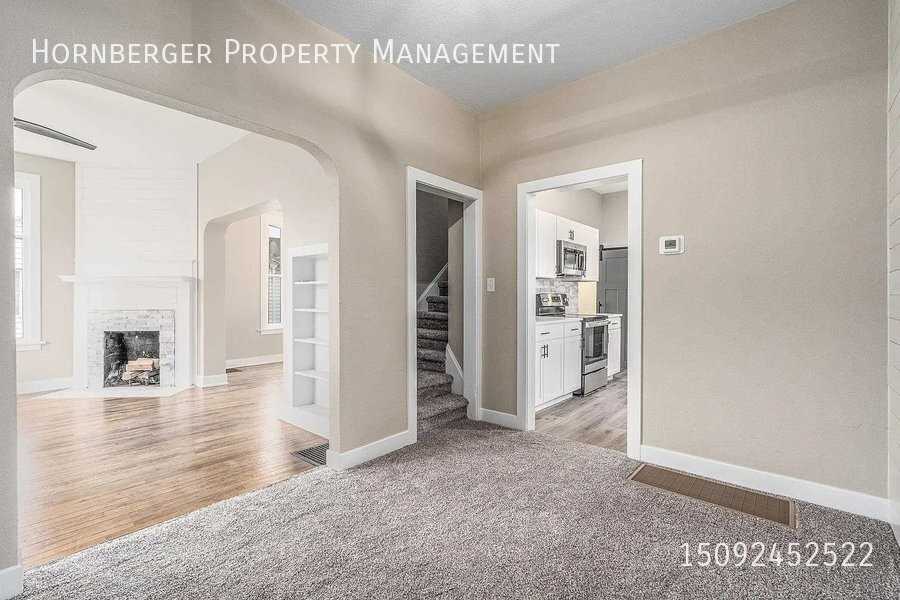 819 Main St - Photo 3 of 16