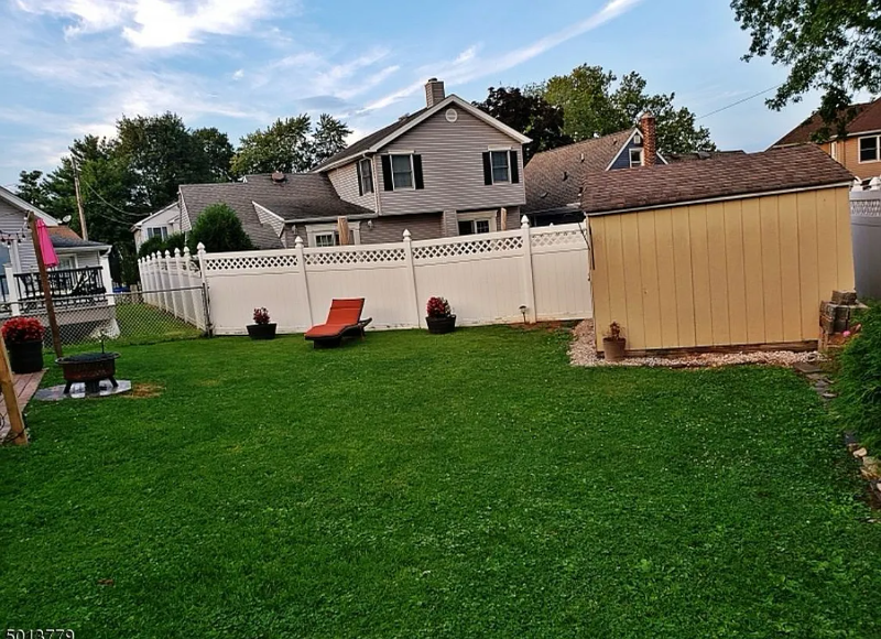 303 West Ln - Photo 3 of 8