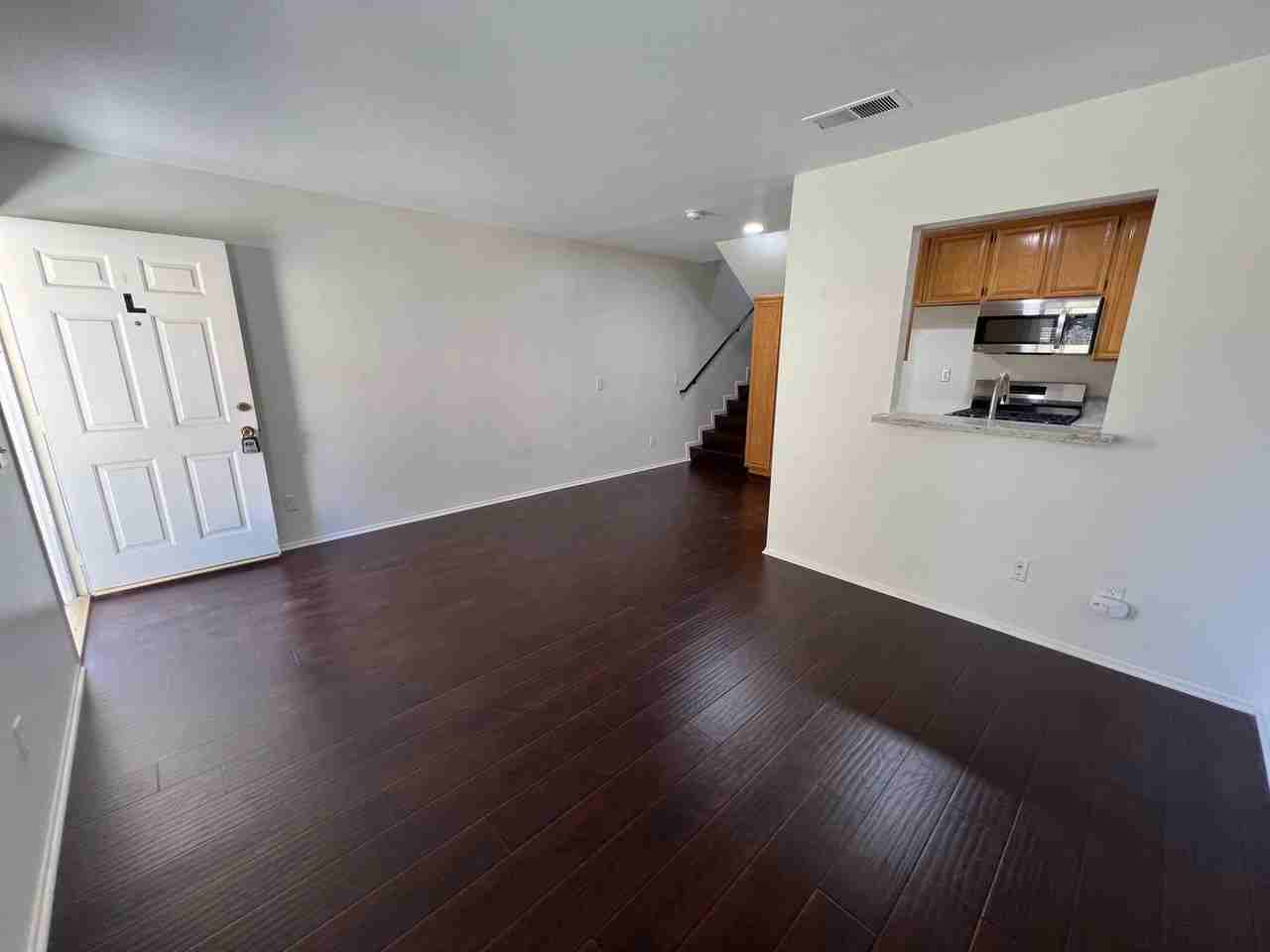 VIA901 (2) - Photo 3 of 20