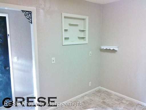 77 N 1600 W - Photo 3 of 14