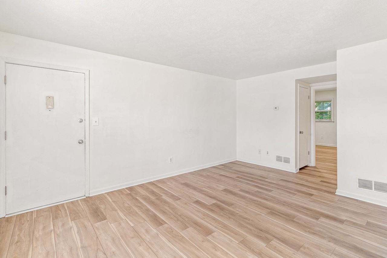 Foreman Apartments - Photo 4 of 48