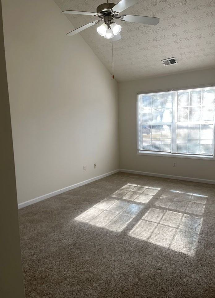 162 Alton Cir - Photo 3 of 29
