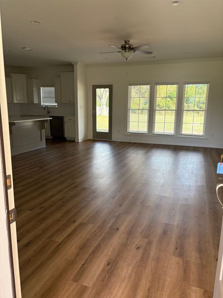 141 Buck Run Dr E - Photo 2 of 22