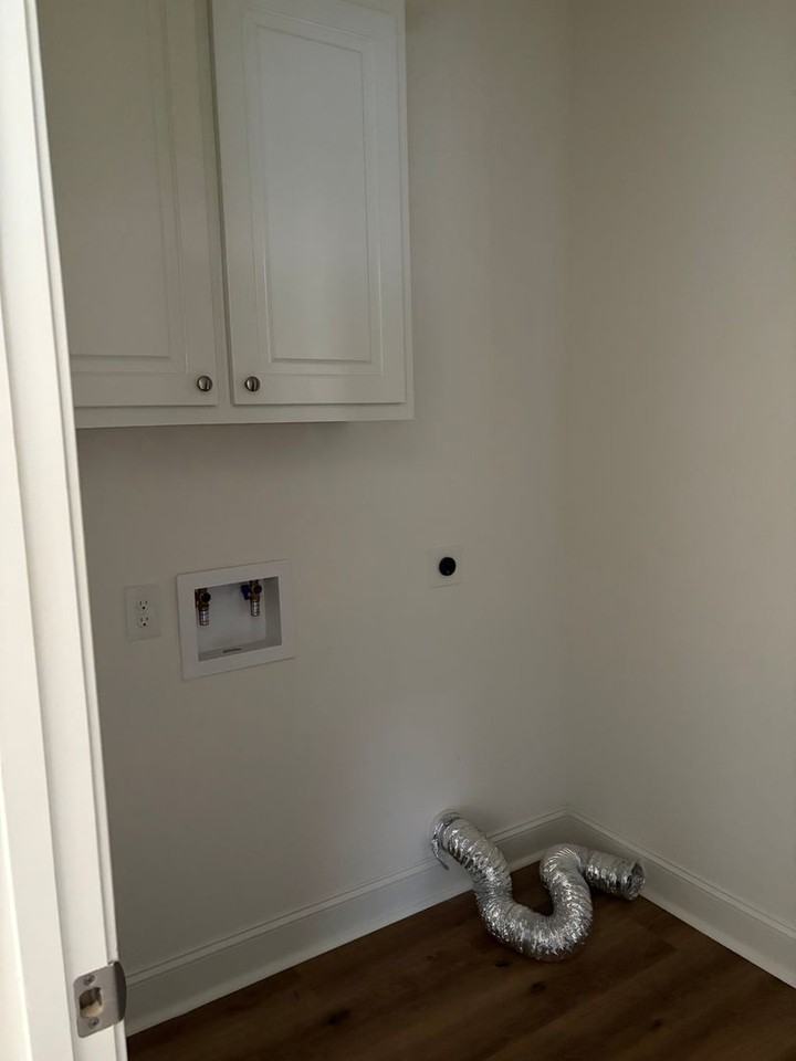 141 Buck Run Dr E - Photo 5 of 22