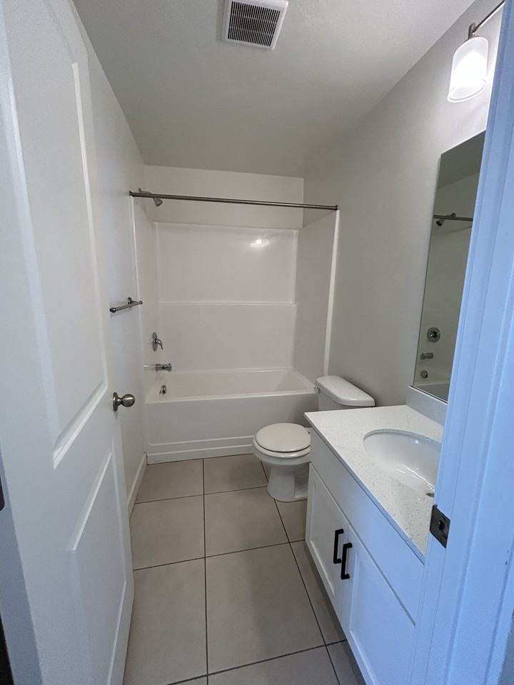 769 W Crystal Creek Rd - EPM - Photo 3 of 27