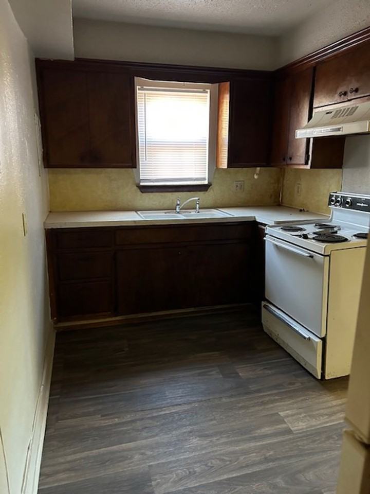1221A Monnett Ave - Photo 5 of 8
