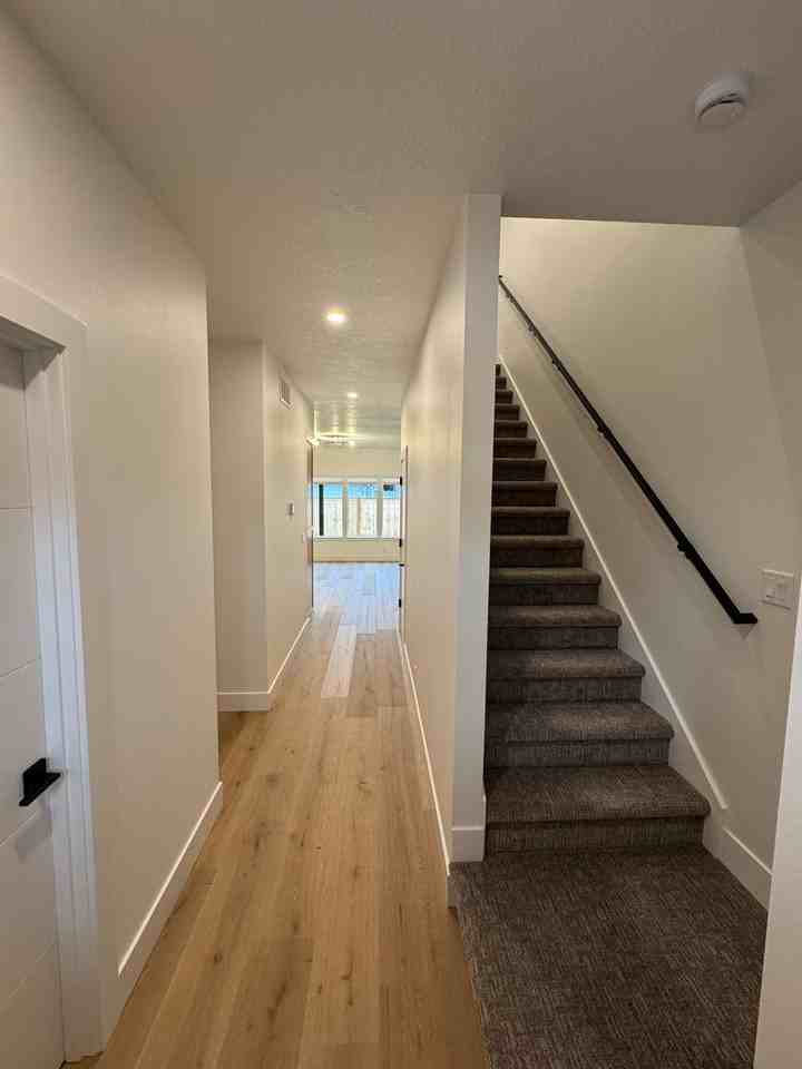 1247 Arcadia Dr - Photo 2 of 25