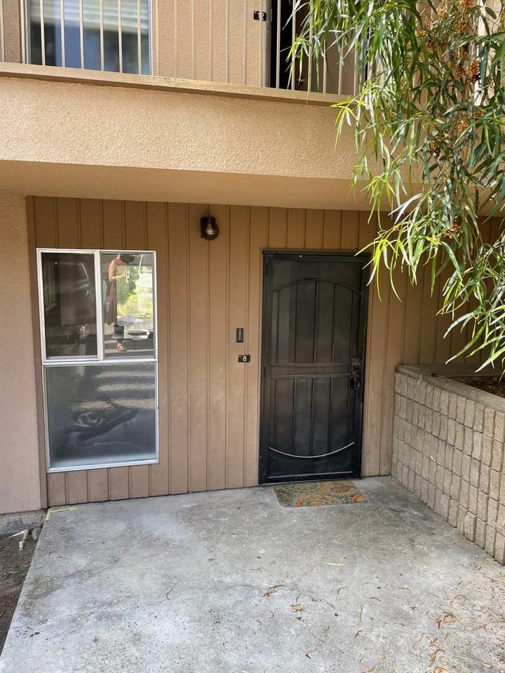 5700 Baltimore Dr #8