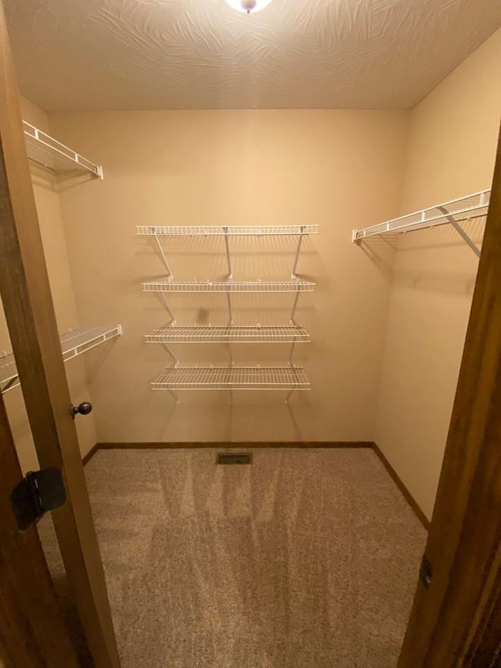 513 Rice St - Photo 3 of 12