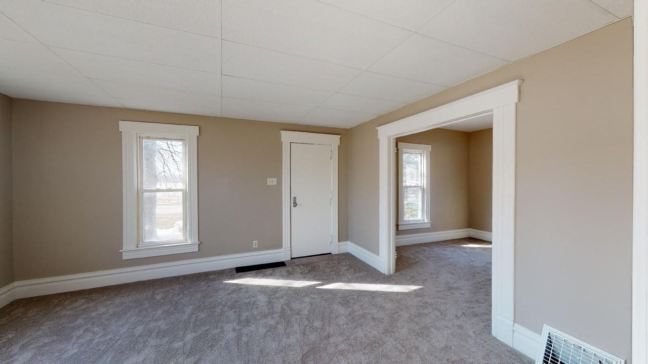 896 P Ave - Photo 2 of 25