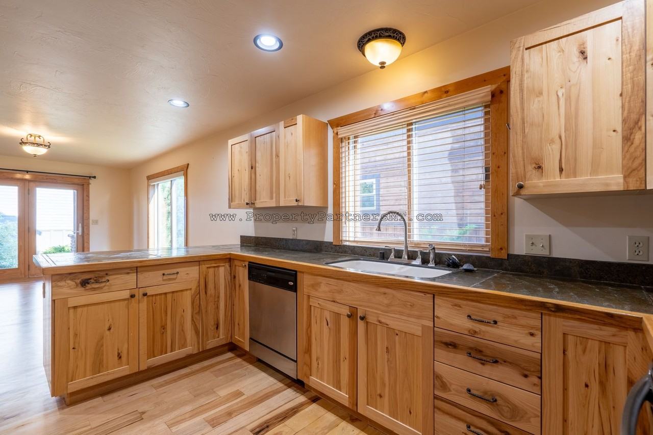 3178 Catkin Ln - Photo 5 of 21