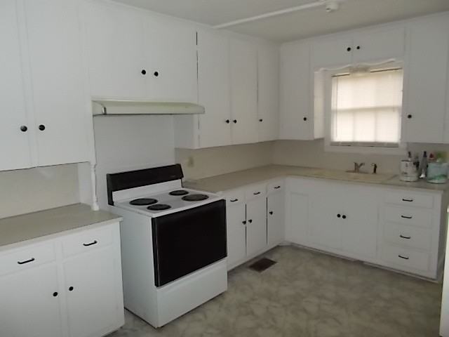 1958 Matador St - Photo 3 of 11