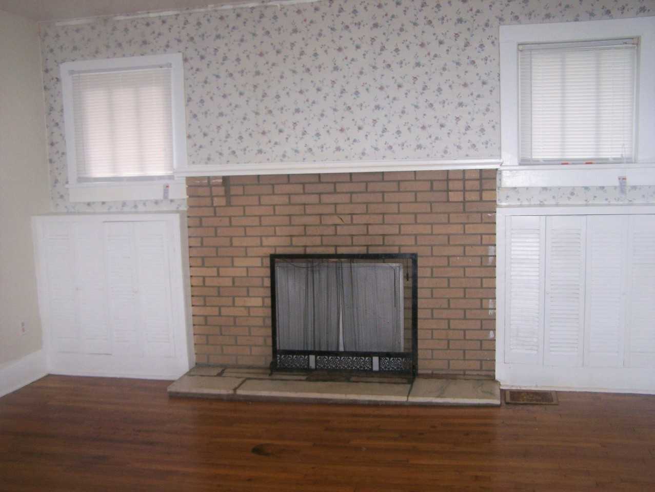 18 Carson Ln - Photo 2 of 8