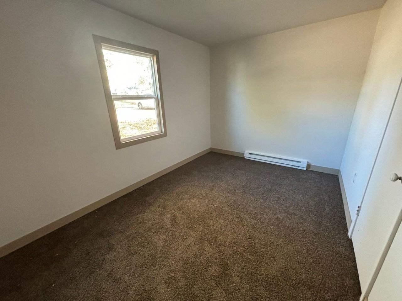 533 Se 36th St - Photo 5 of 7