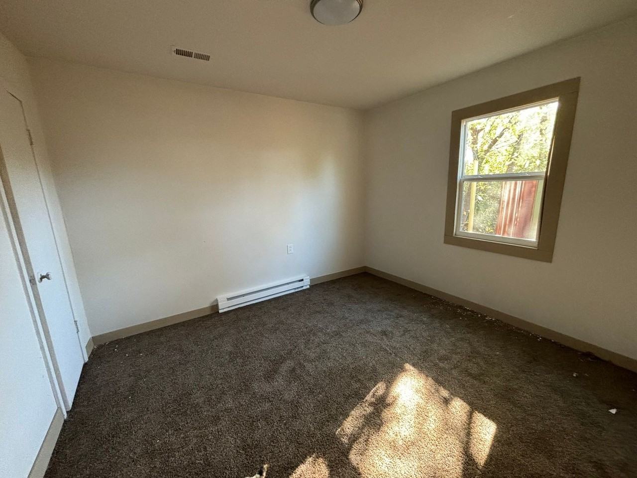 533 Se 36th St - Photo 6 of 7
