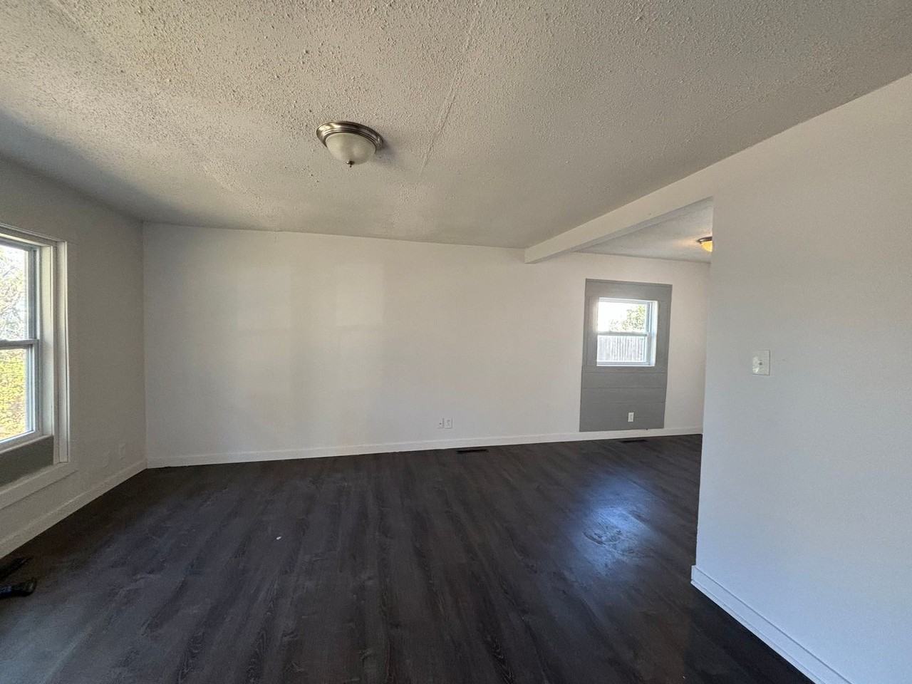 3120 Se Fremont St - Photo 3 of 11