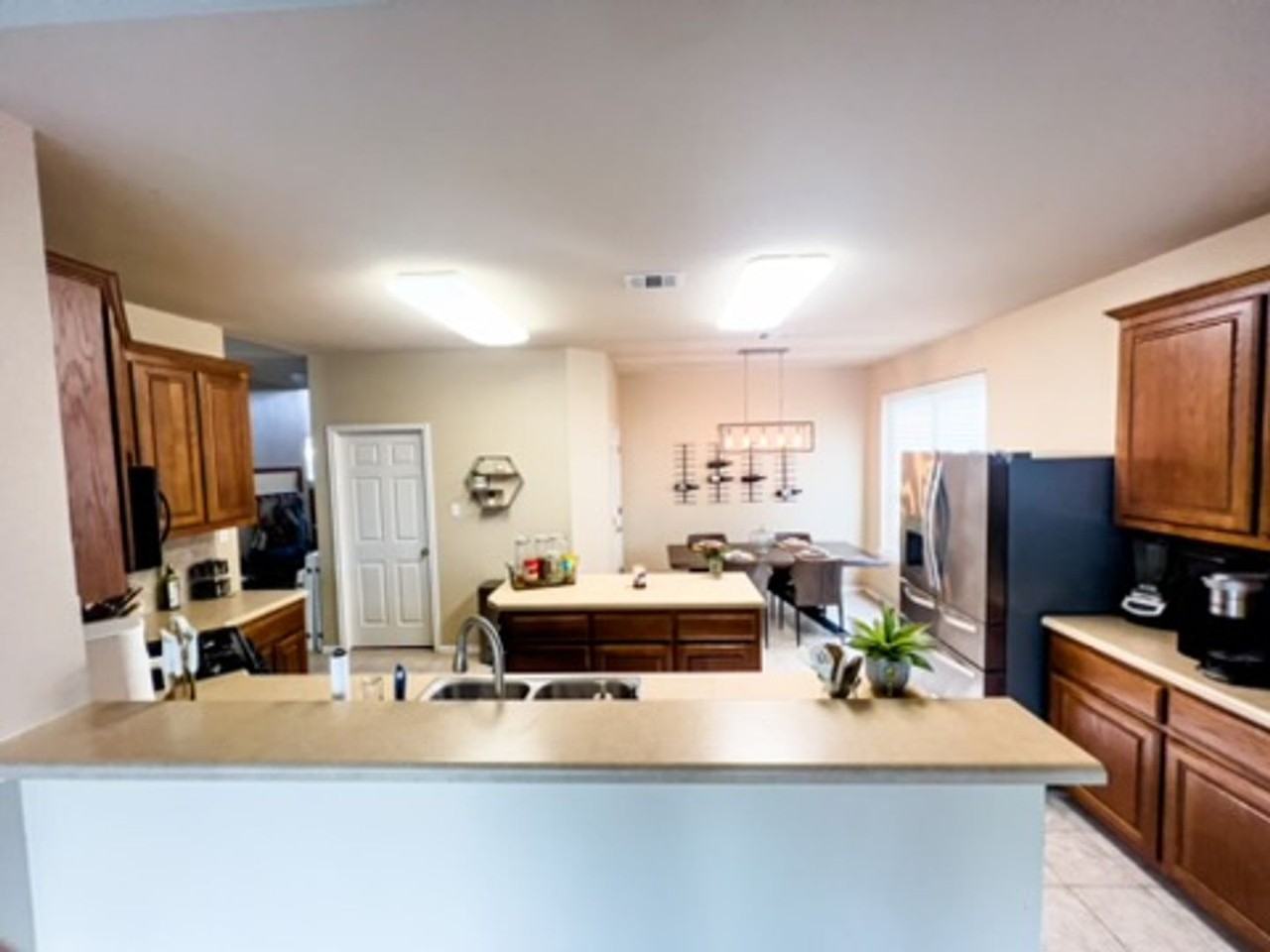 3816 Bandice Ln - Photo 3 of 19