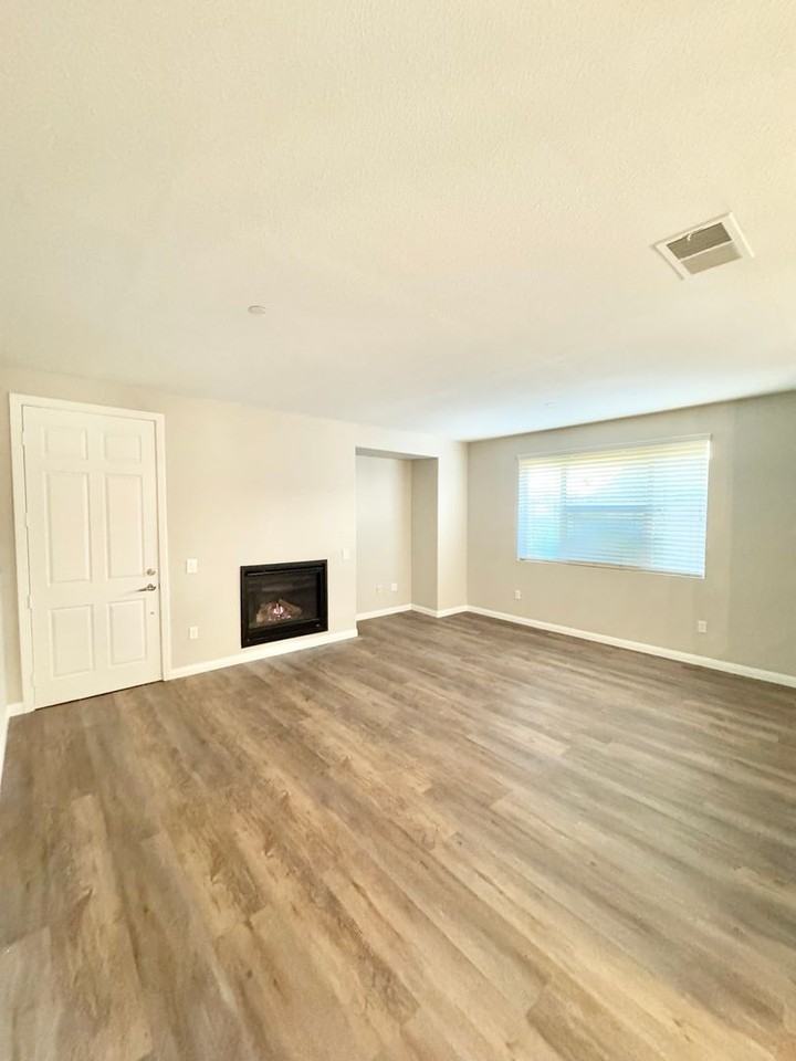 12336 Hollyhock Dr #1 - Photo 4 of 17