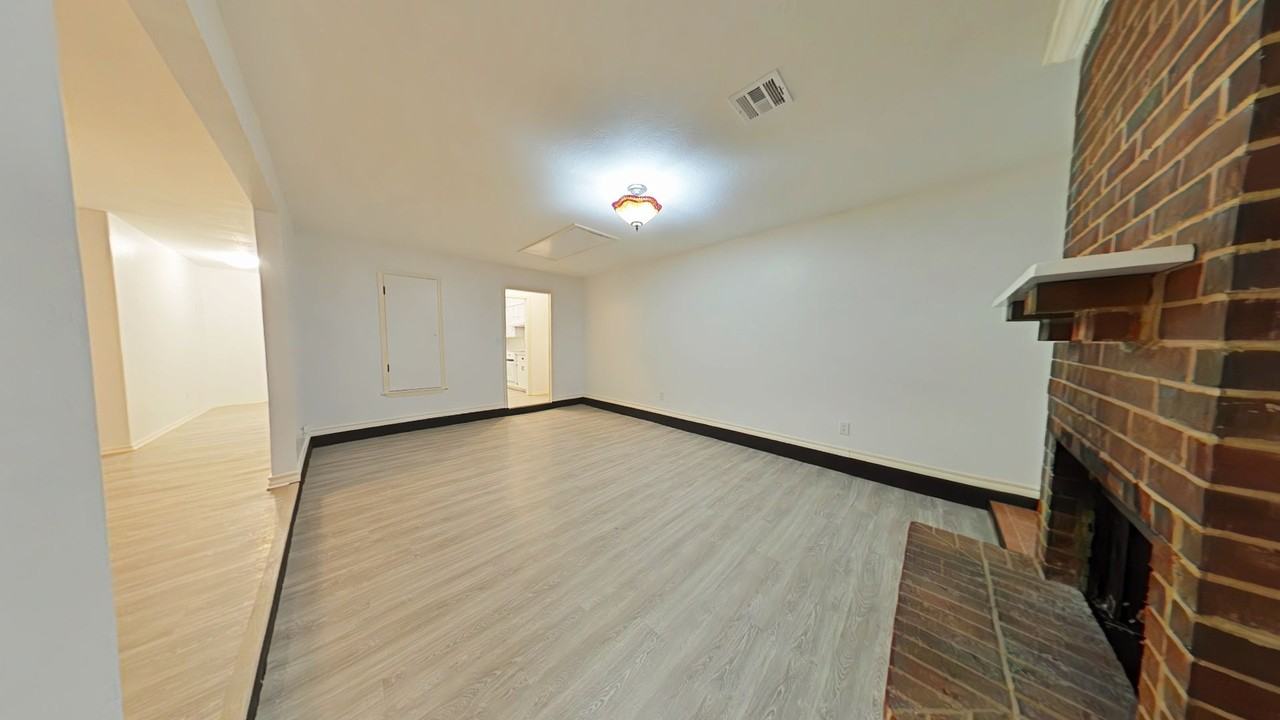 4623 Se Mieling Dr - Photo 4 of 23