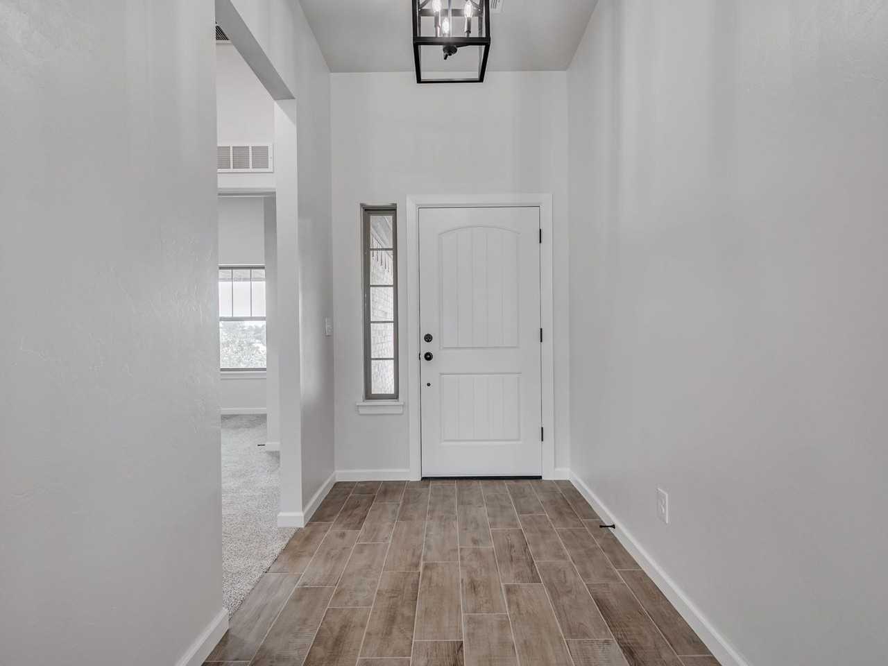 529 Grand Sycamore Dr - Photo 3 of 22