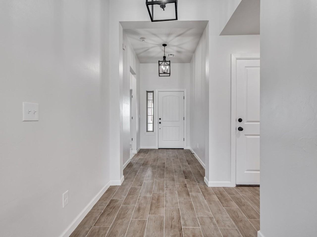 529 Grand Sycamore Dr - Photo 4 of 22