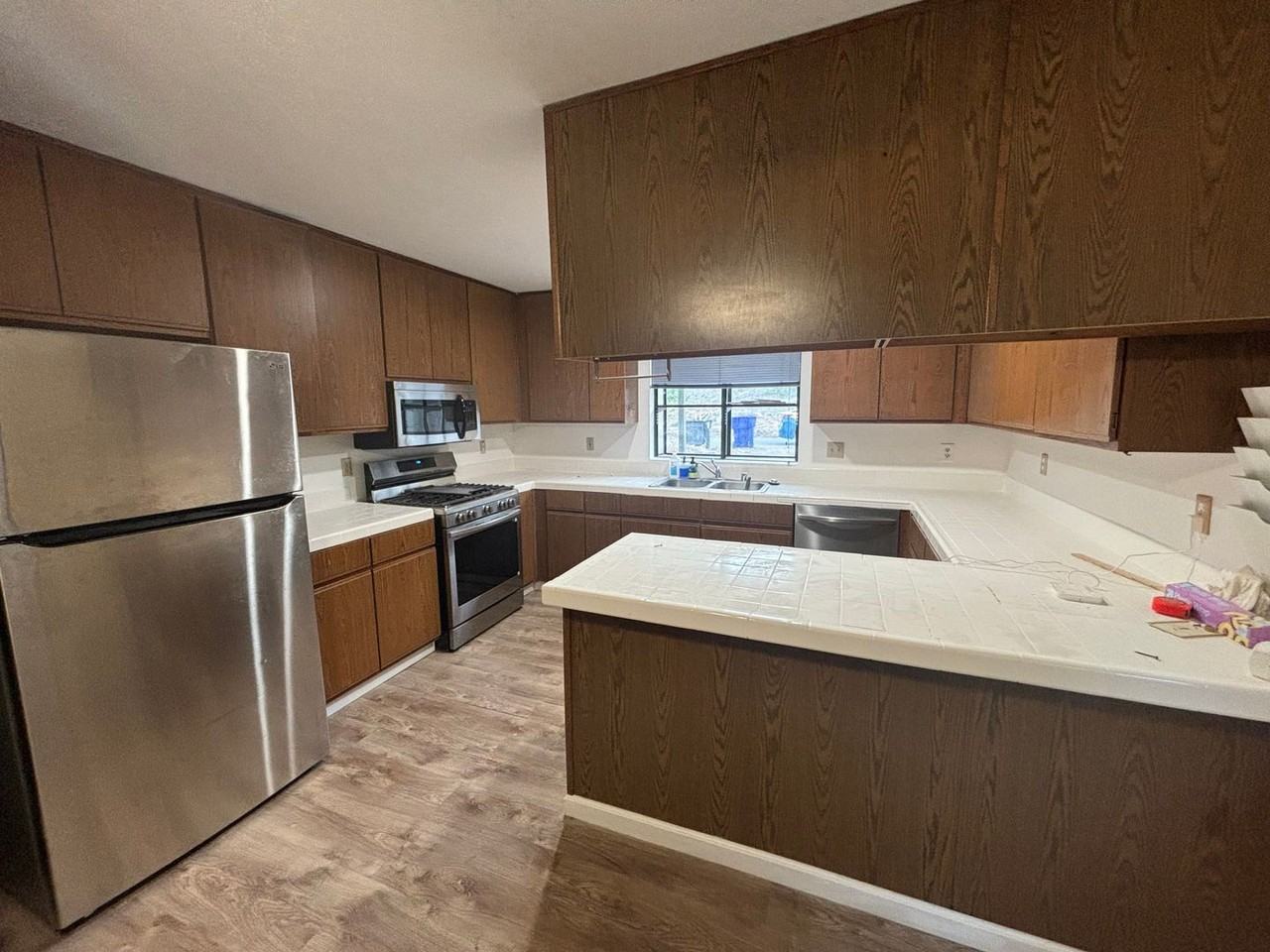 30809 Arlington St - Photo 3 of 8