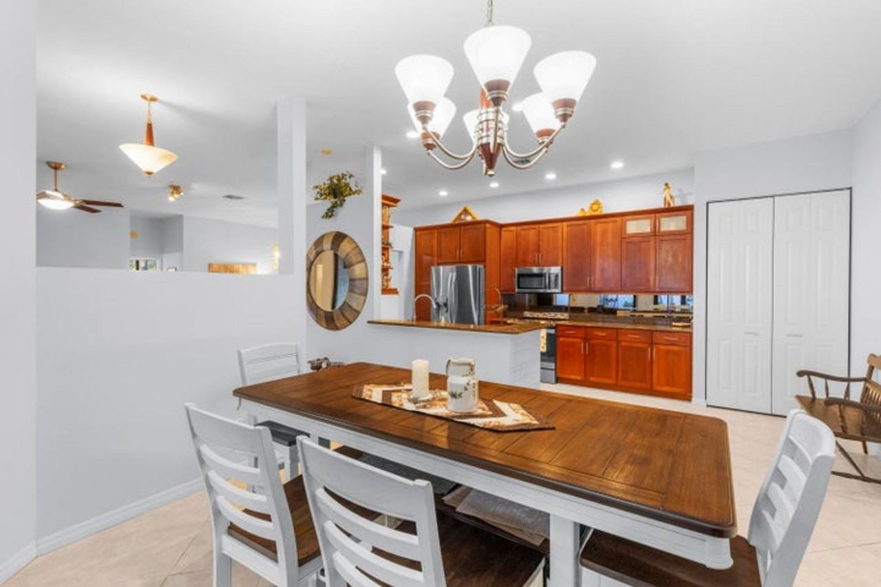 211 Disc Dr - Photo 2 of 20