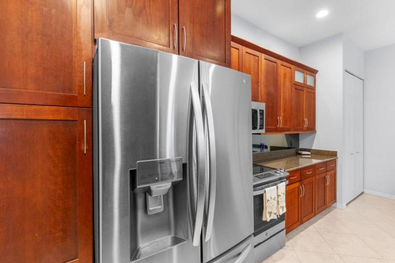 211 Disc Dr - Photo 3 of 20