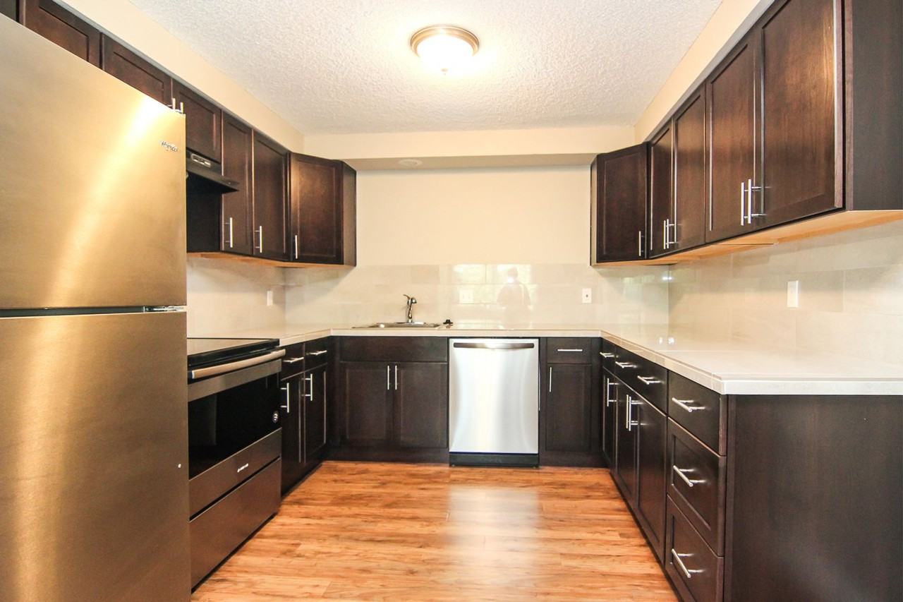 Sunnyside Terrace - Photo 2 of 15