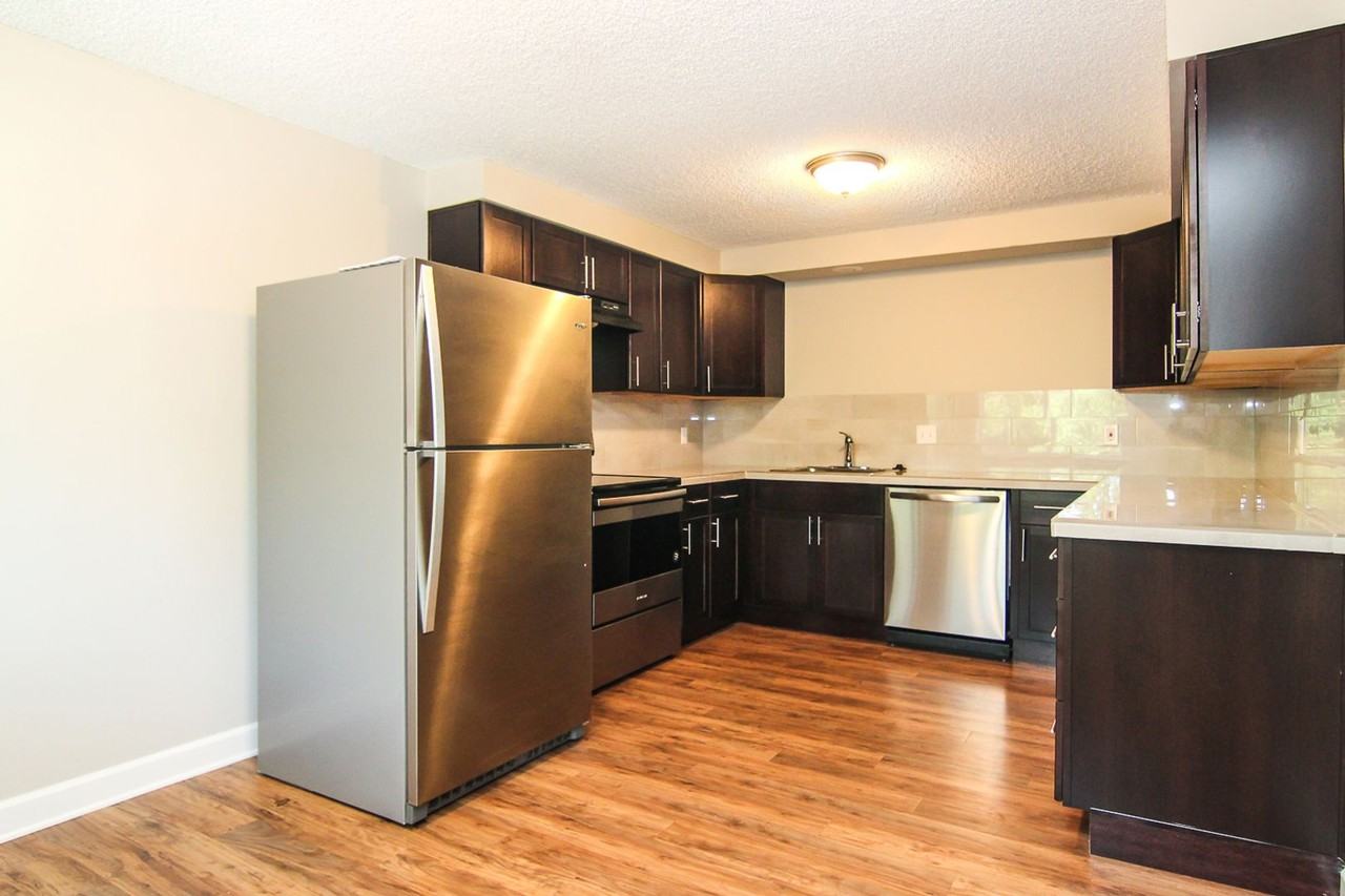 Sunnyside Terrace - Photo 3 of 15