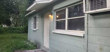 featured image of 10011 N 14th St