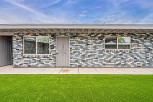 featured image of 1329 1321, 1323, 1325, 1327, 1329 E. Adams St.