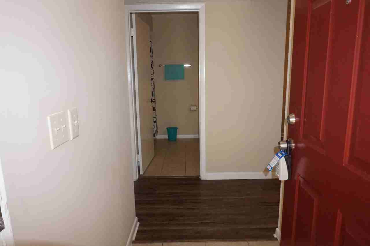 5528 Greatpine Ln S - Photo 3 of 17