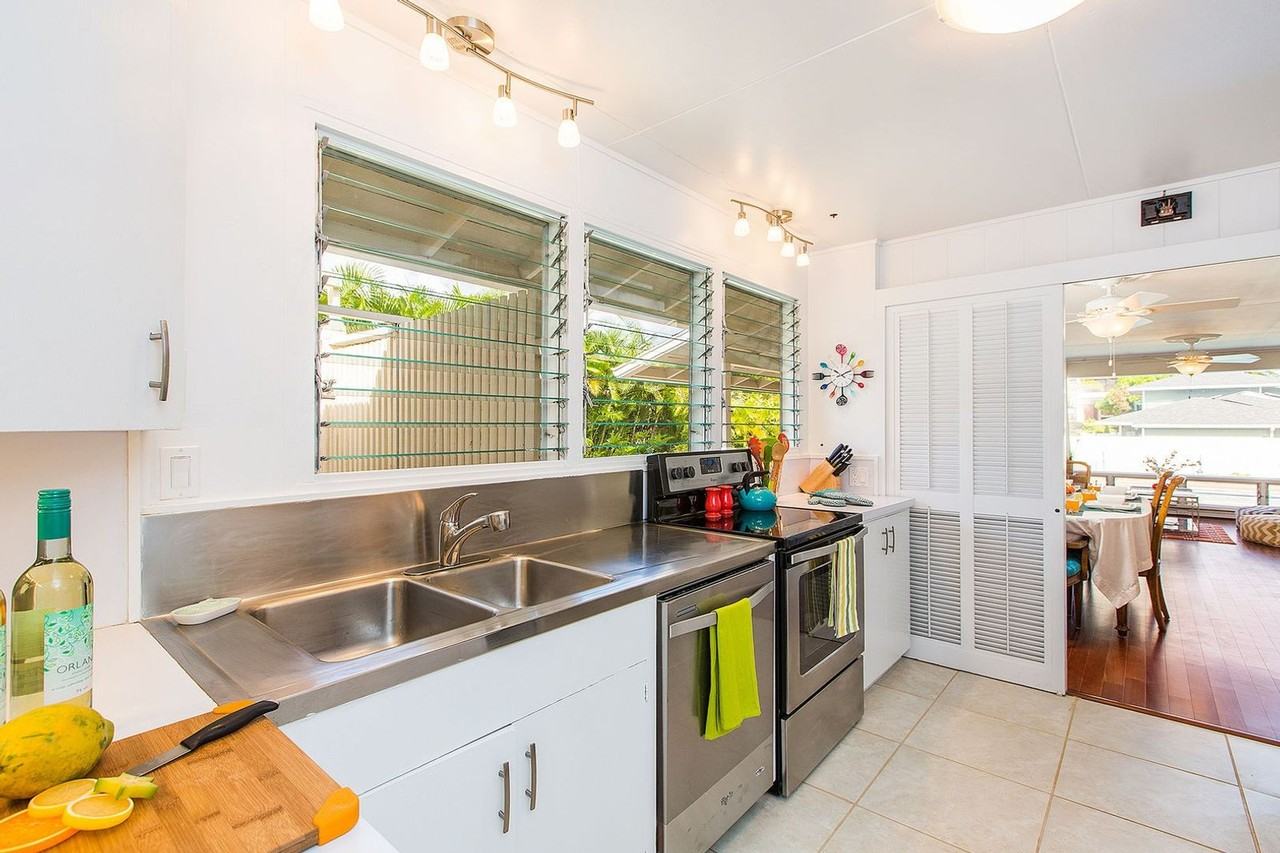 1420 Pueo St - Photo 5 of 28