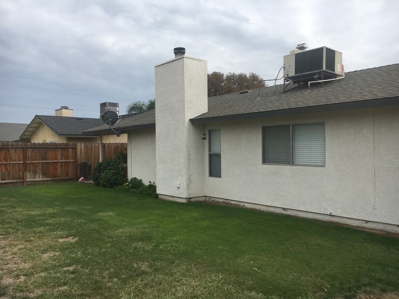 2221 Calcagno St - Photo 3 of 5