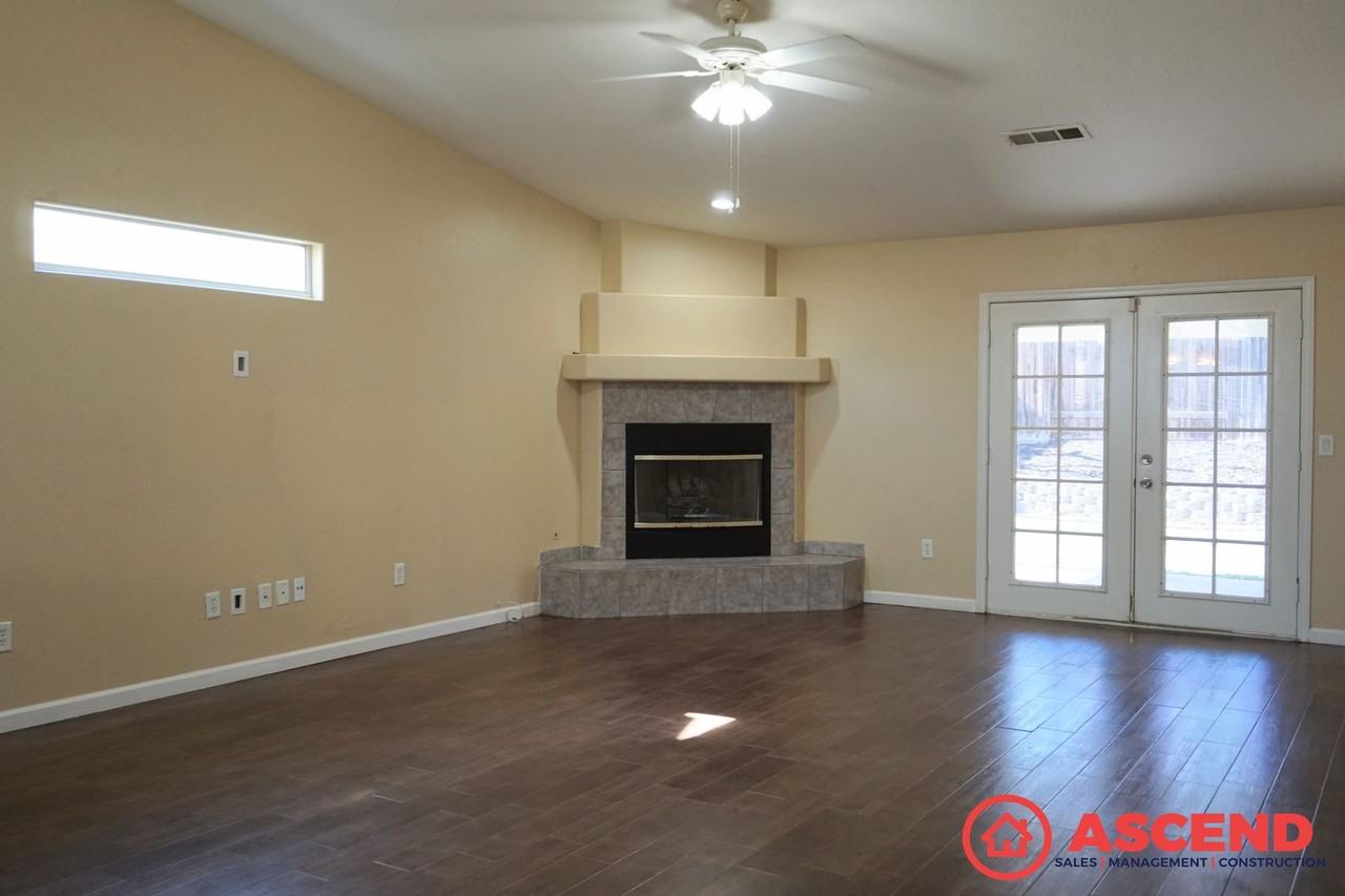 286 Deep Creek Dr - Photo 2 of 11