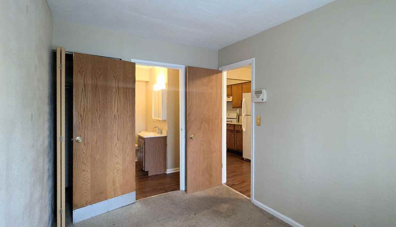 1894 Moore Ave - Photo 2 of 9