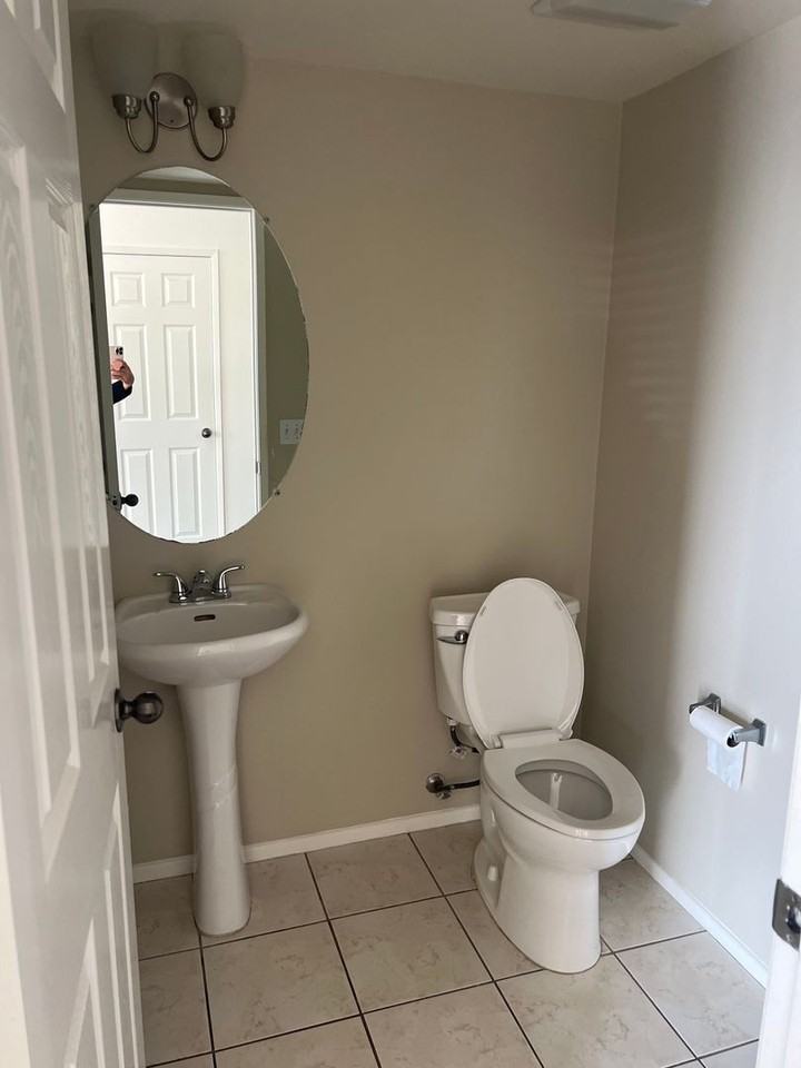 1404 Pearson Springs Ct - Photo 5 of 14