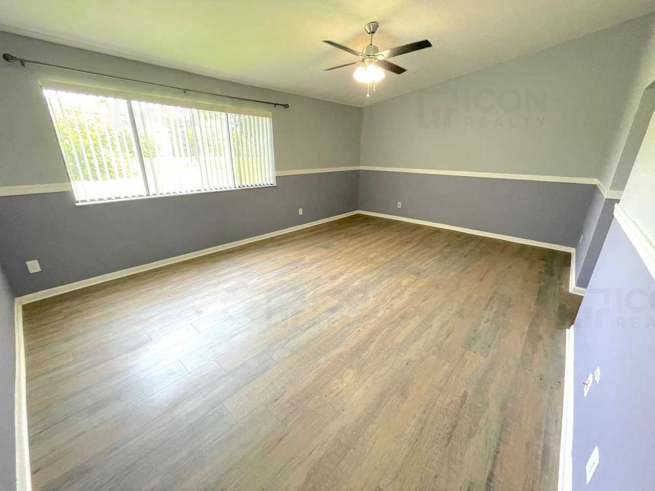 3613 Inverrary Blvd W - Photo 5 of 16