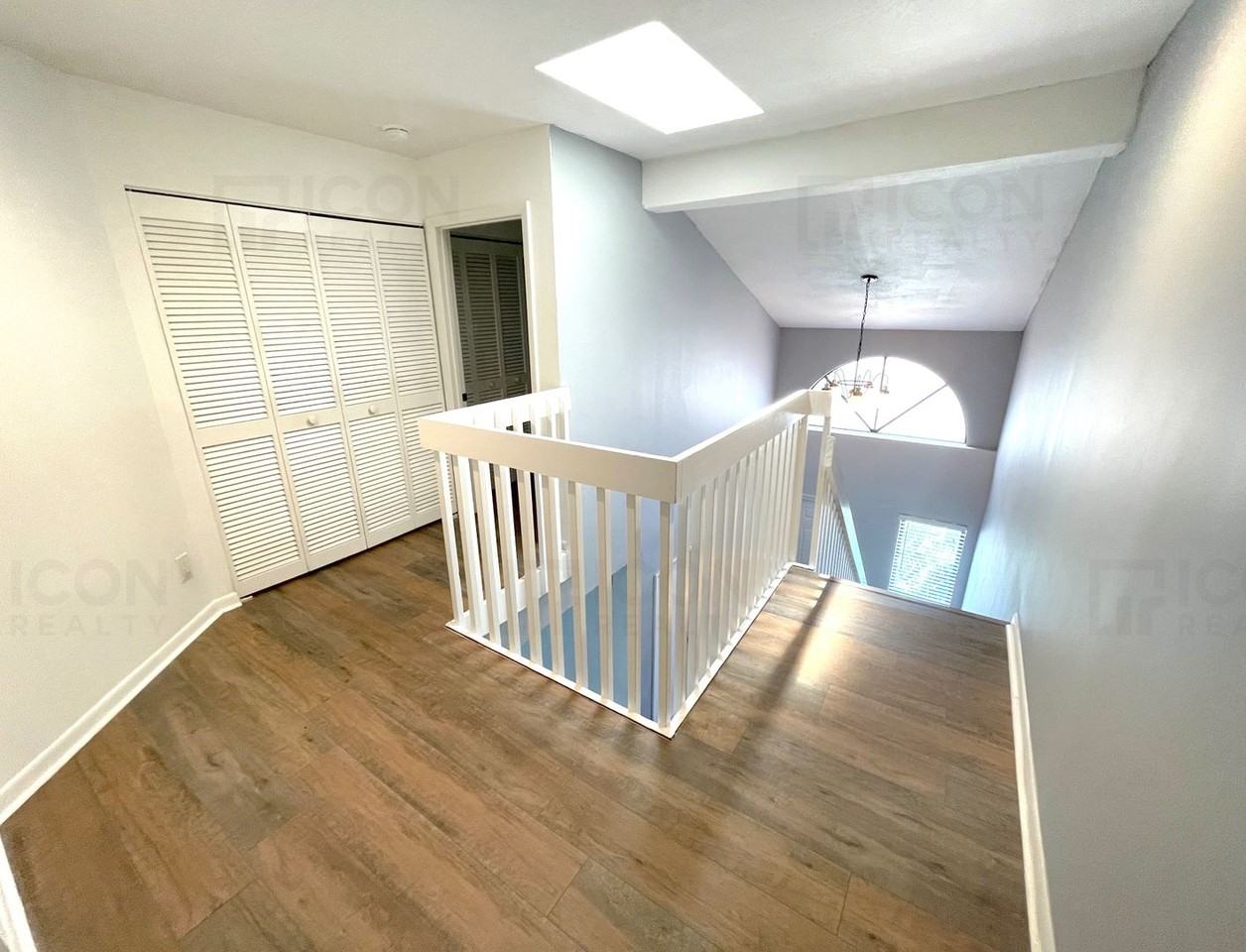3613 Inverrary Blvd W - Photo 7 of 16