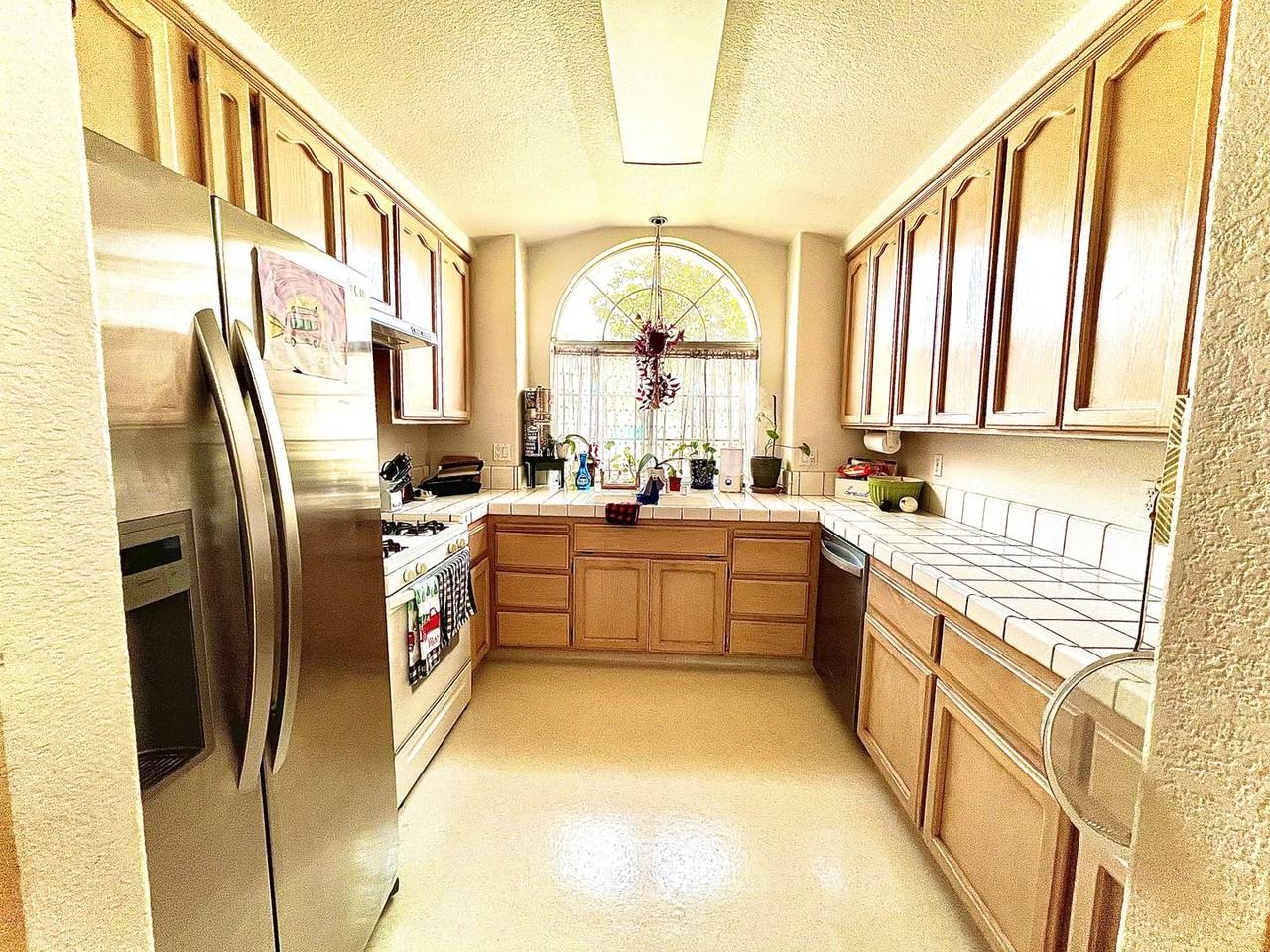 3254 Grace Dr - Photo 2 of 9