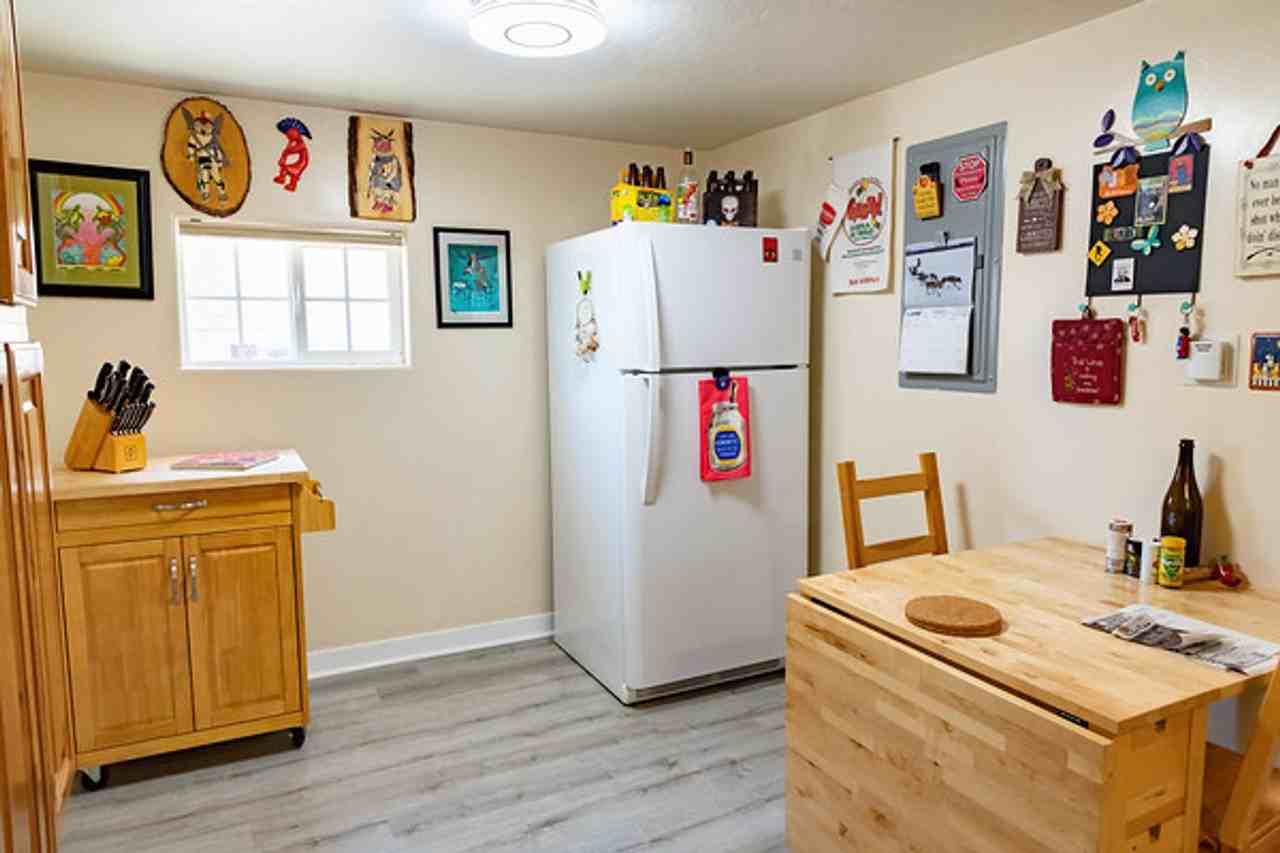 222 1/5 N Market St - Photo 2 of 8