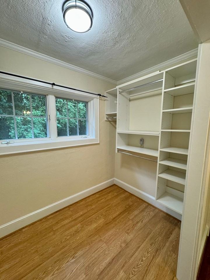 735 Raleigh Rd - Photo 7 of 25