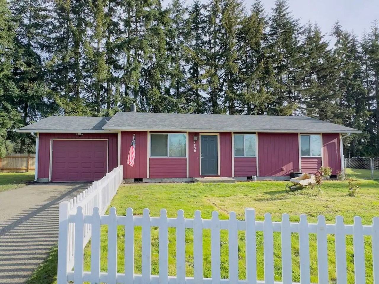 4620 Crescent Ct Sw - Photo 2 of 16