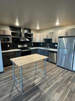 featured image of 220 E Greenfield Ln